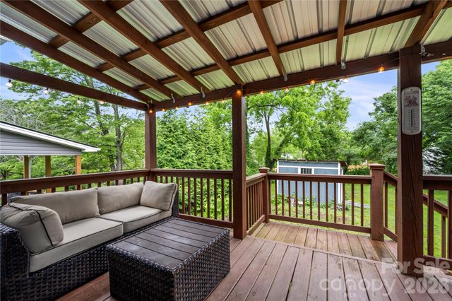 130 Winston Avenue, Asheville, NC 28803