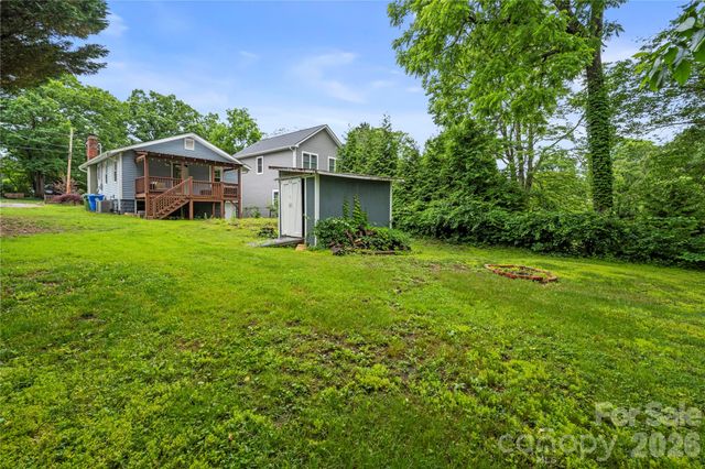 130 Winston Avenue, Asheville, NC 28803