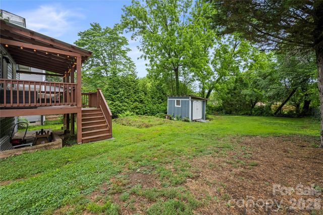 130 Winston Avenue, Asheville, NC 28803