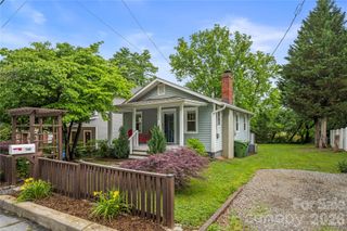 130 Winston Avenue, Asheville, NC 28803