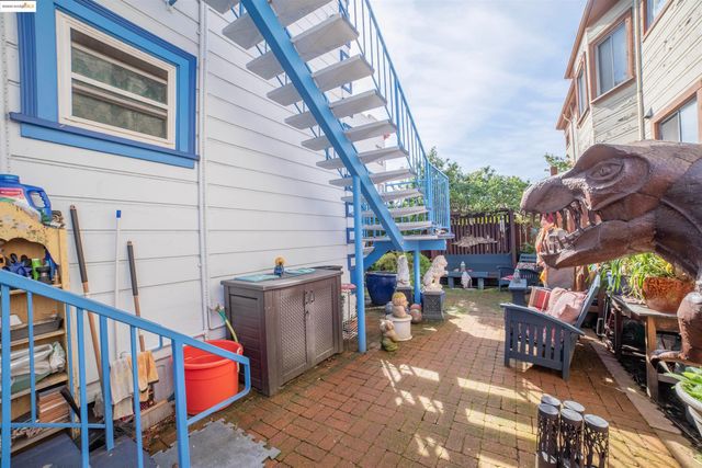 1009 Madison St, Oakland, CA 94607