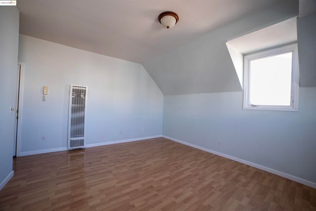 1009 Madison St, Oakland, CA 94607