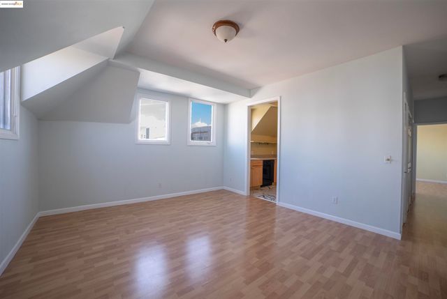 1009 Madison St, Oakland, CA 94607