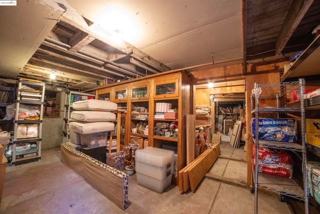 1009 Madison St, Oakland, CA 94607