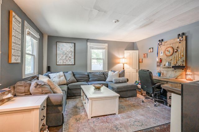 241 Pembroke Street, Pembroke, NH 03275