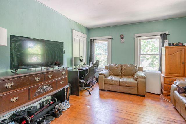 241 Pembroke Street, Pembroke, NH 03275