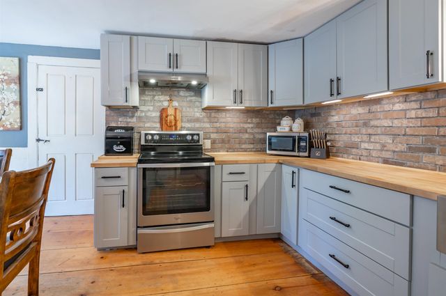 241 Pembroke Street, Pembroke, NH 03275
