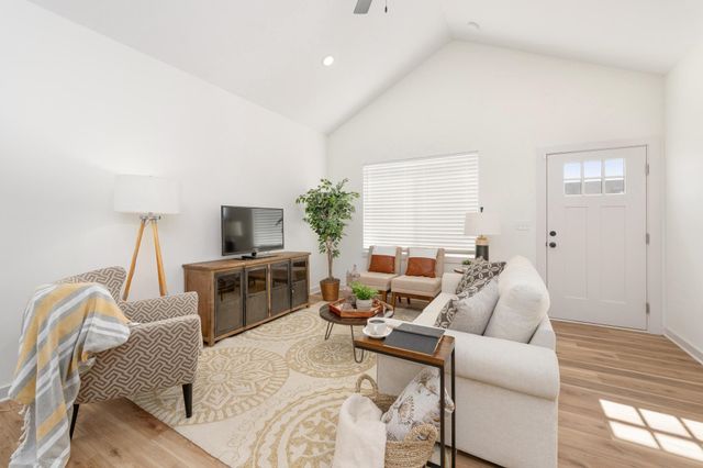 2138 W Elk Ridge Ave, Goddard, KS 67052