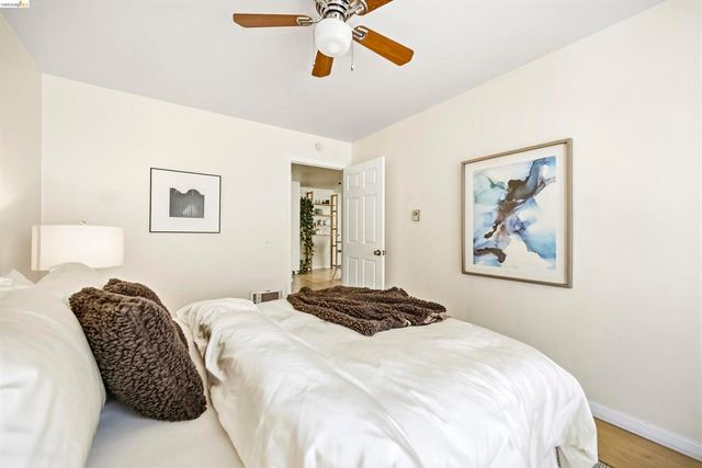 427 Lagunitas Ave 305, Oakland, CA 94610