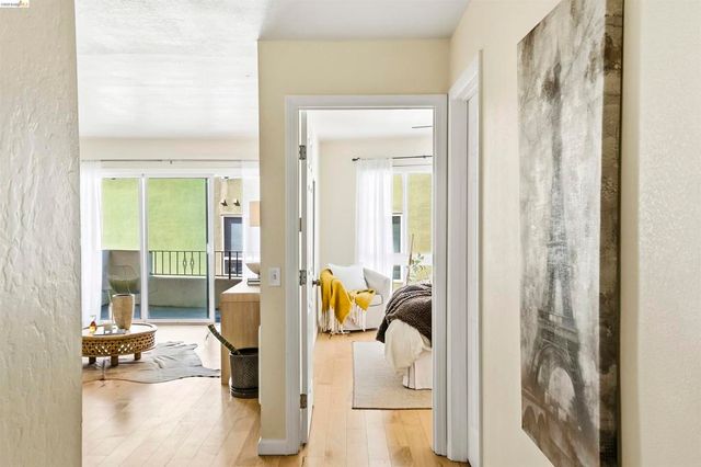 427 Lagunitas Ave 305, Oakland, CA 94610