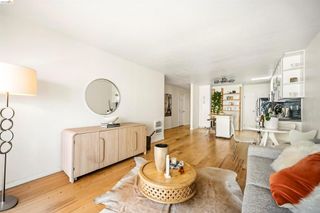 427 Lagunitas Ave 305, Oakland, CA 94610