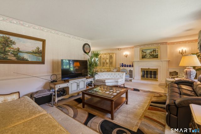29 Glenview Drive, Bristol, CT 06010