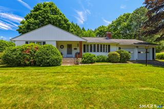 29 Glenview Drive, Bristol, CT 06010