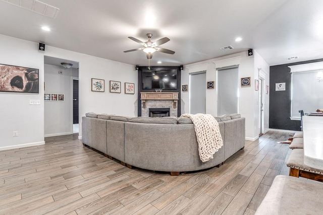 11036 NW 20th Street, Yukon, OK 73099