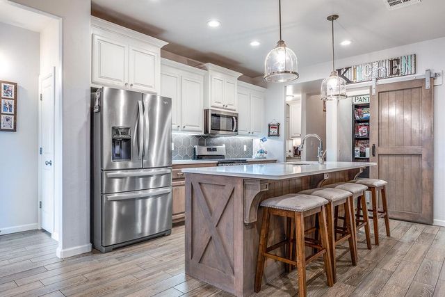 11036 NW 20th Street, Yukon, OK 73099