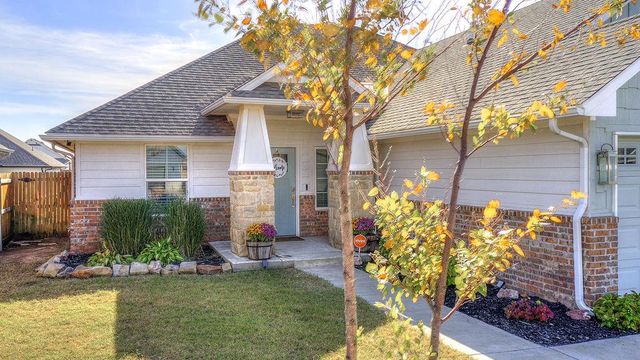 11036 NW 20th Street, Yukon, OK 73099