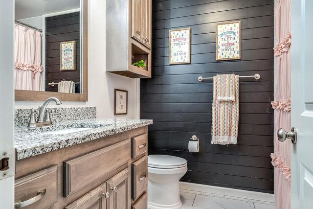 11036 NW 20th Street, Yukon, OK 73099