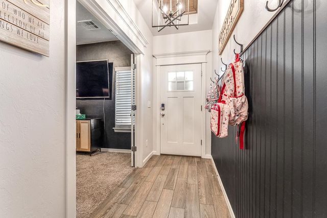 11036 NW 20th Street, Yukon, OK 73099