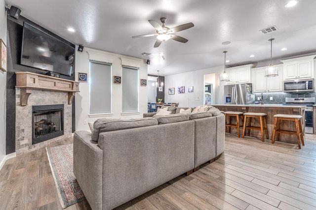 11036 NW 20th Street, Yukon, OK 73099