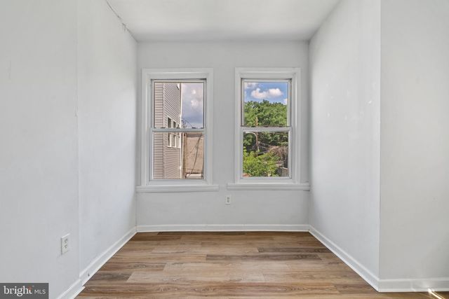 2105 N 17TH ST, Philadelphia, PA 19121