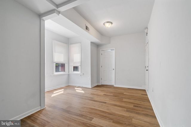 2105 N 17TH ST, Philadelphia, PA 19121