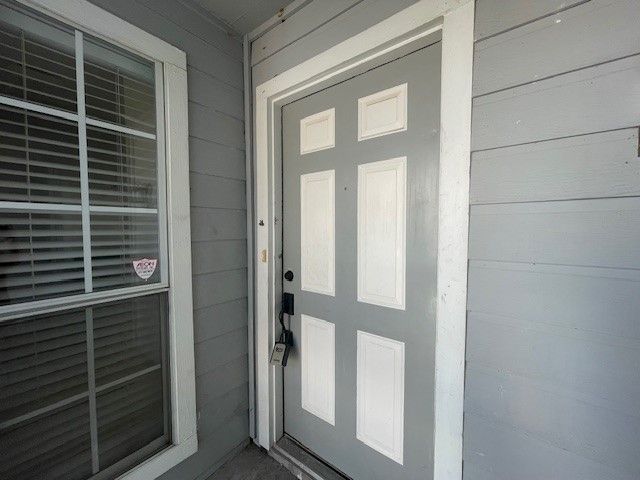2105 Saint Michaels Drive 206, Arlington, TX 76011