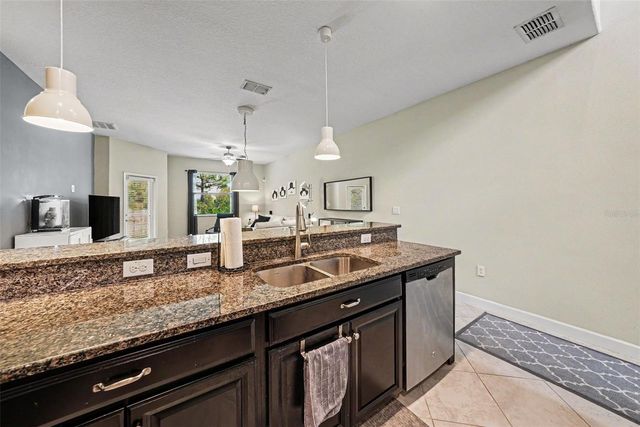 28504 TRANQUIL LAKE CIRCLE, Wesley Chapel, FL 33543