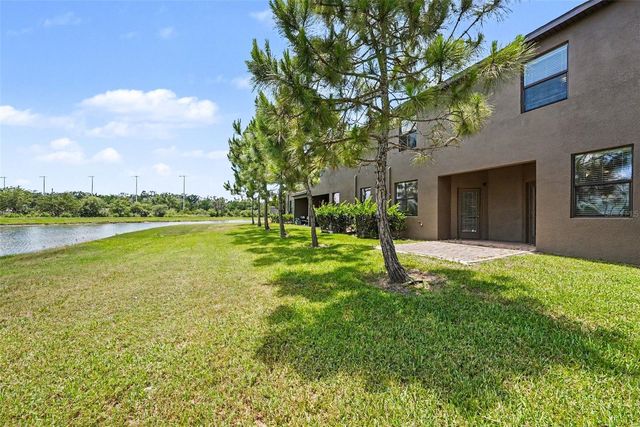 28504 TRANQUIL LAKE CIRCLE, Wesley Chapel, FL 33543