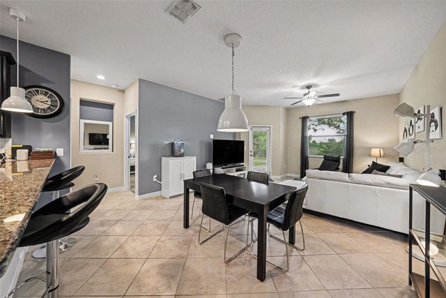 28504 TRANQUIL LAKE CIRCLE, Wesley Chapel, FL 33543