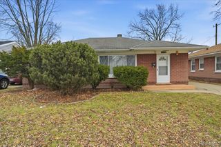 1198 E Hudson Avenue, Madison Heights, MI 48071