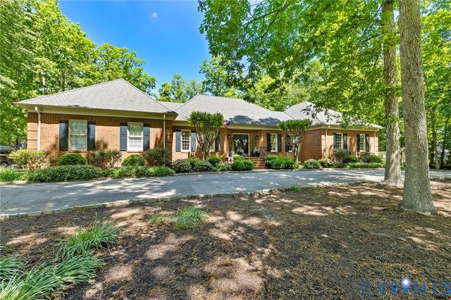 28 E Lower Tuckahoe Rd, Richmond, VA 23238