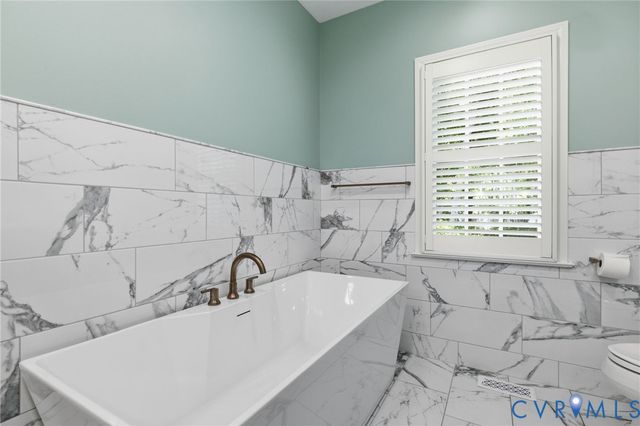 28 E Lower Tuckahoe Rd, Richmond, VA 23238