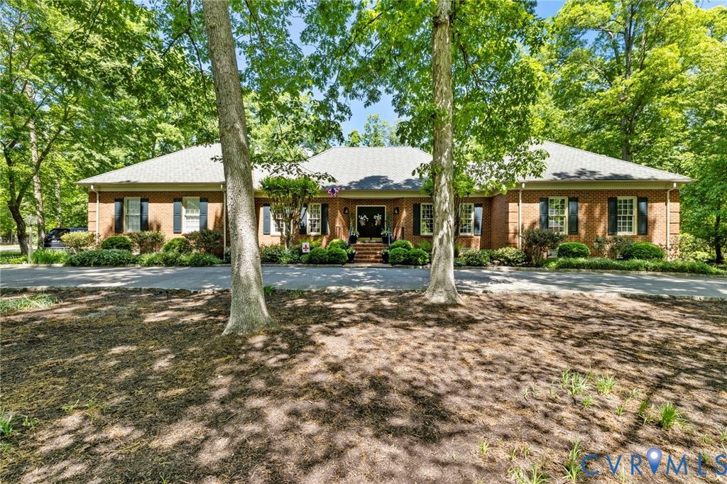 28 E Lower Tuckahoe Rd, Richmond, VA 23238