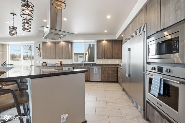 36070 Lakeshore Drive, Soldotna, AK 99669