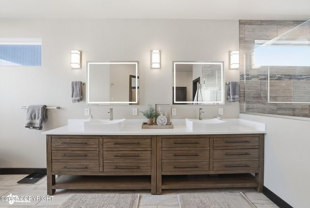 36070 Lakeshore Drive, Soldotna, AK 99669