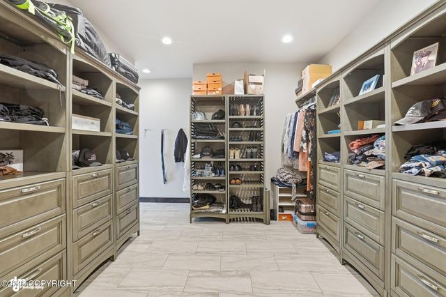 36070 Lakeshore Drive, Soldotna, AK 99669