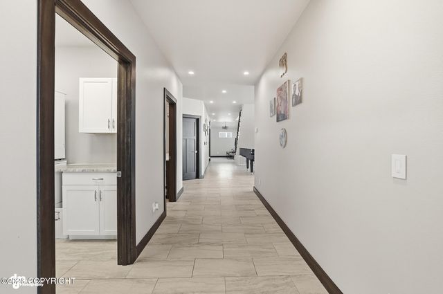 36070 Lakeshore Drive, Soldotna, AK 99669