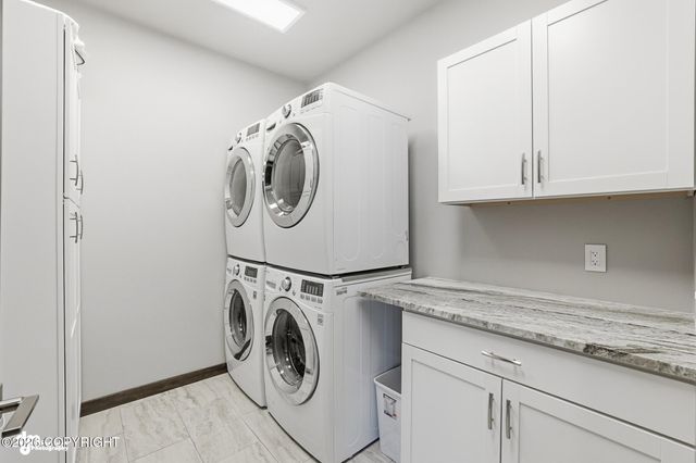 36070 Lakeshore Drive, Soldotna, AK 99669