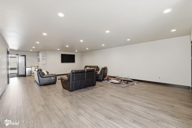 36070 Lakeshore Drive, Soldotna, AK 99669