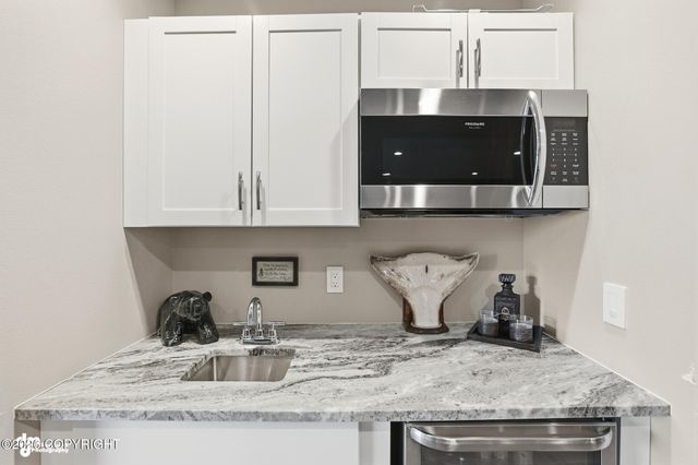 36070 Lakeshore Drive, Soldotna, AK 99669