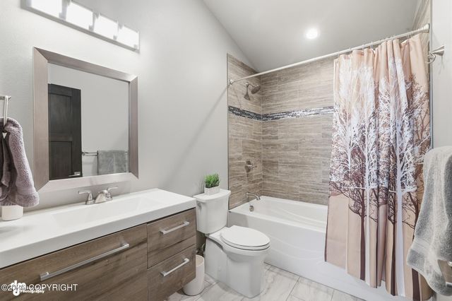 36070 Lakeshore Drive, Soldotna, AK 99669