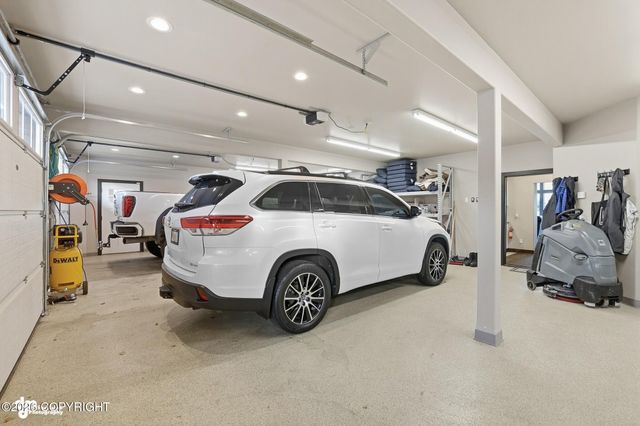 36070 Lakeshore Drive, Soldotna, AK 99669