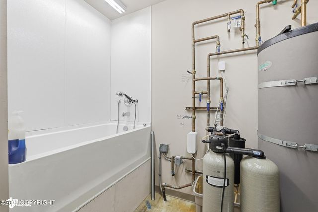 36070 Lakeshore Drive, Soldotna, AK 99669