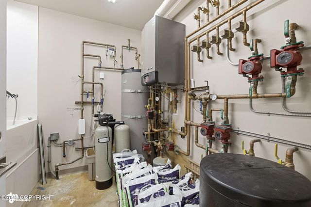 36070 Lakeshore Drive, Soldotna, AK 99669