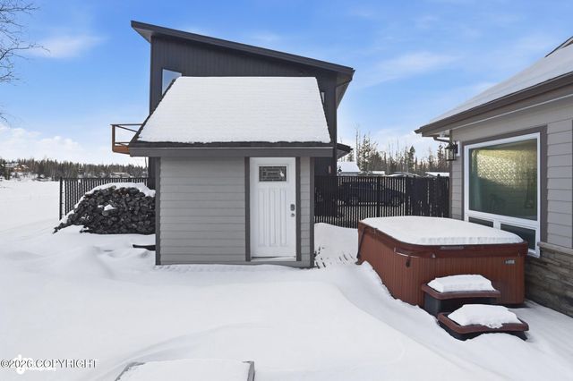 36070 Lakeshore Drive, Soldotna, AK 99669