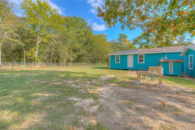 2521 Fm 3277, Livingston, TX 77351