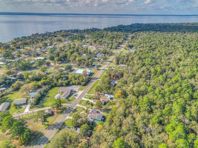 2521 Fm 3277, Livingston, TX 77351