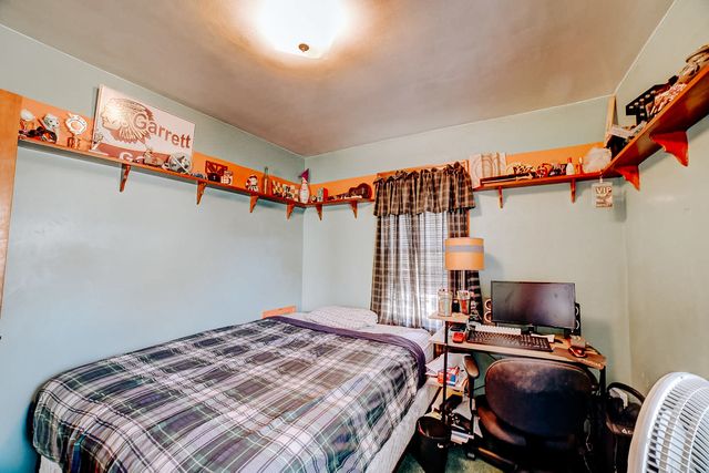 615 S 5th Street, Watseka, IL 60970