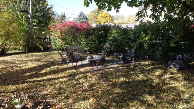 615 S 5th Street, Watseka, IL 60970