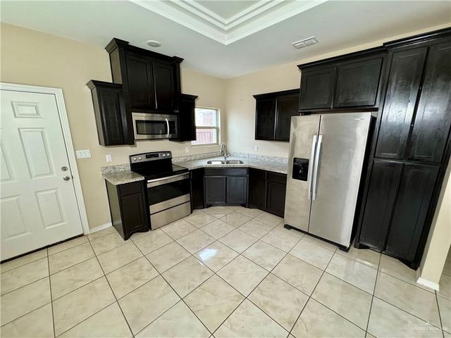2606 Primrose Avenue Apt 3, Edinburg, TX 78541